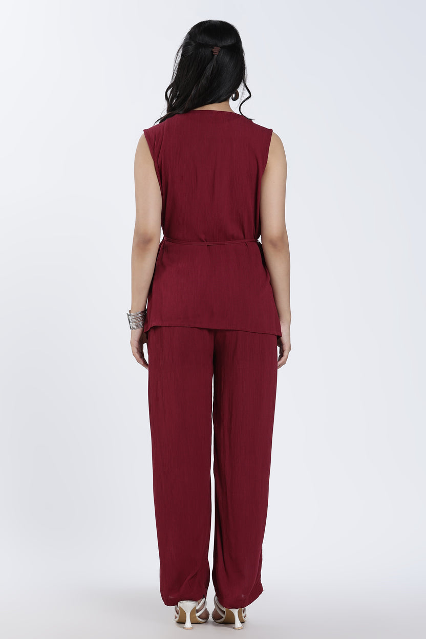 Red Solid Regular Fit Co Ord Set for Women - Image 4