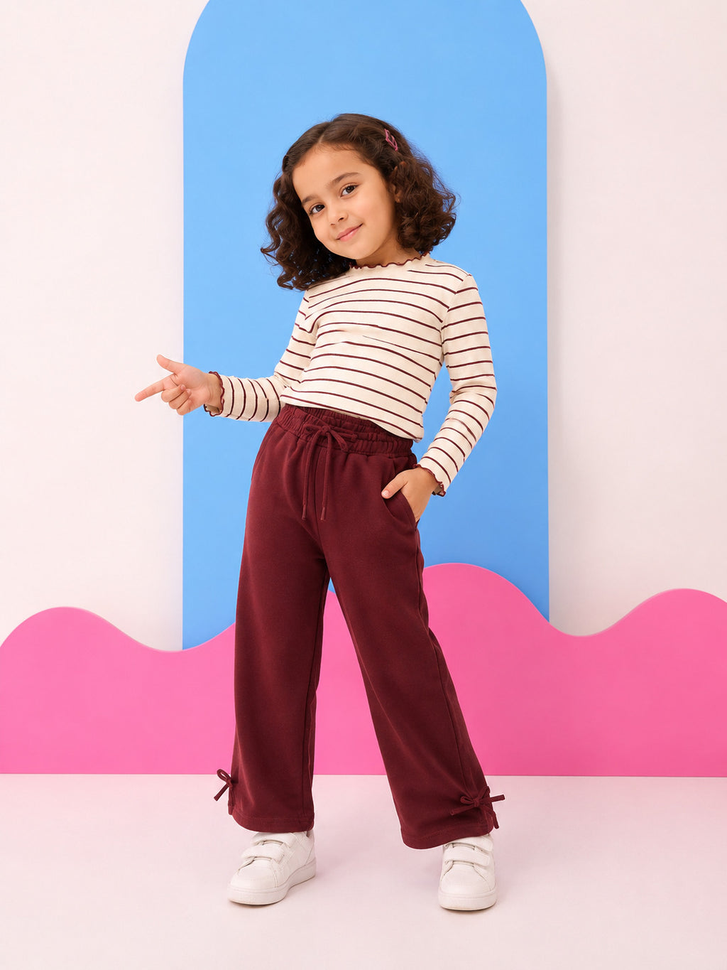 Maroon Flared Fit Jogger With 2 Pocket For Girls - Image 1