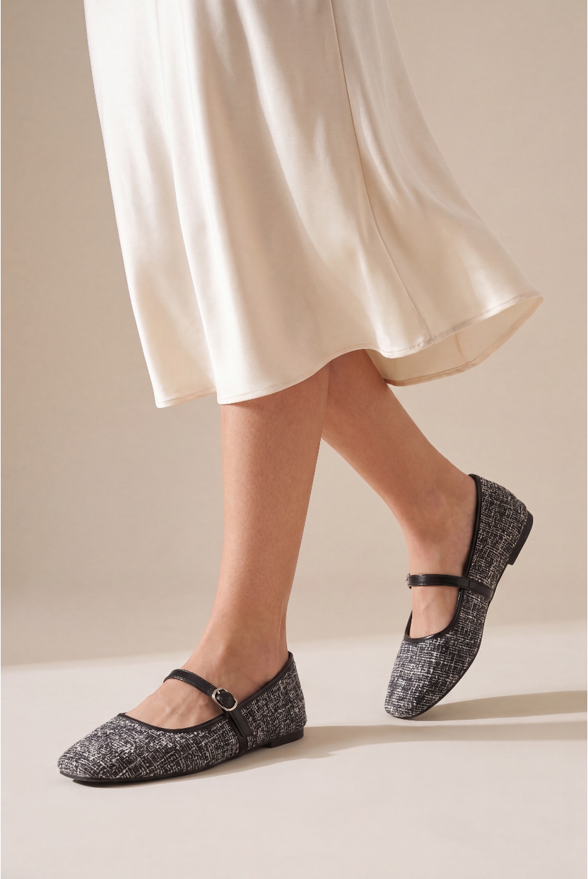 Black Textured Ballerina For Women - Image 1