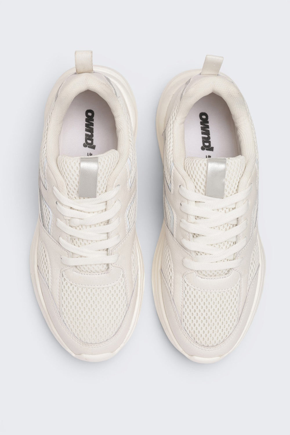Off White Lace-Up Sneaker For Women - Image 4
