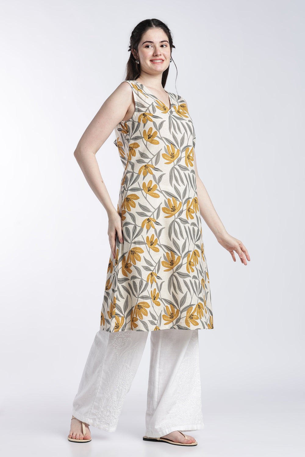 Yellow Floral Regular Fit Kurta For Women - Image 4