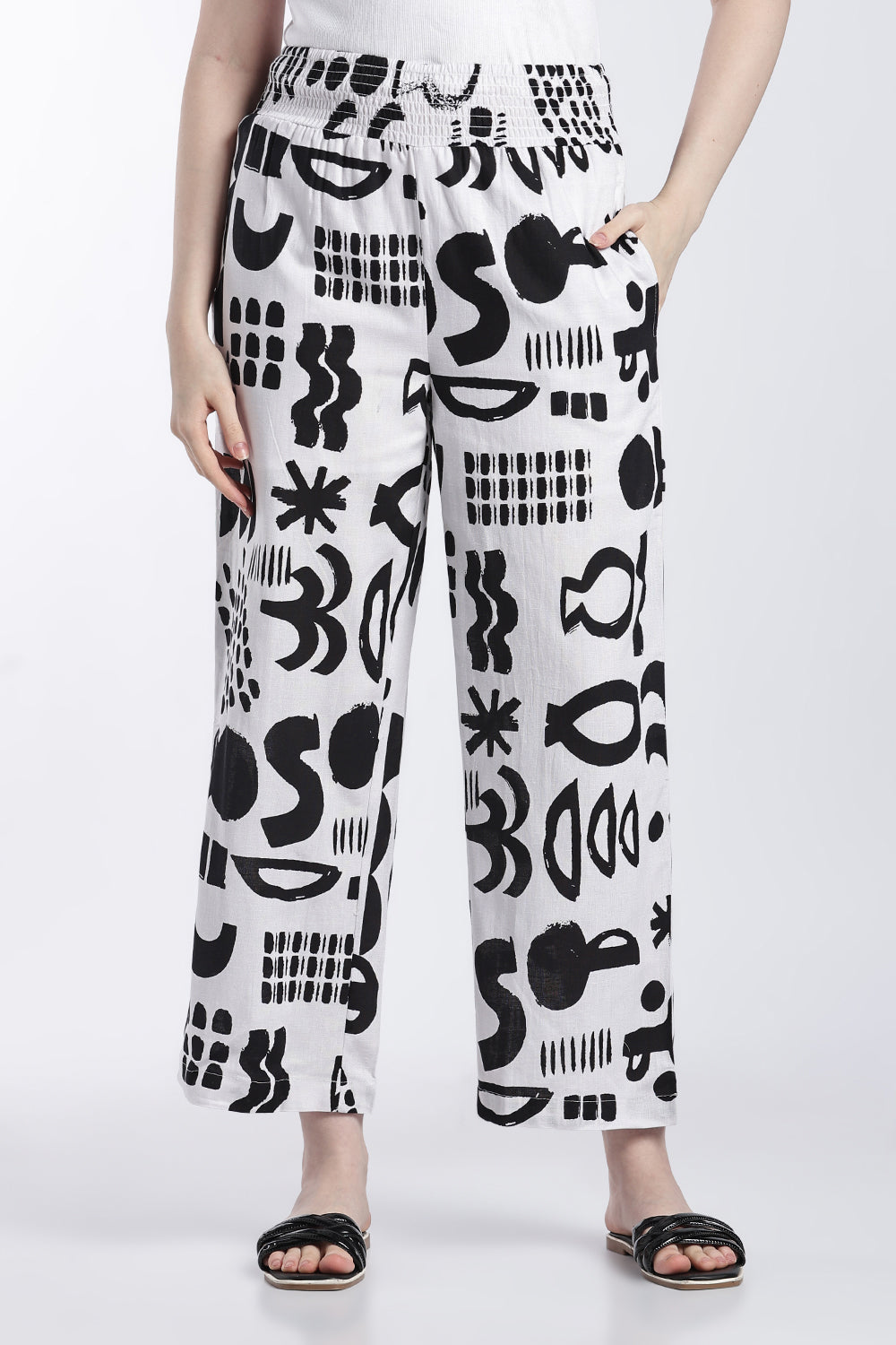 White and Black Wide Leg Fit Casual Trouser With 2 Pocket for Women - Image 2
