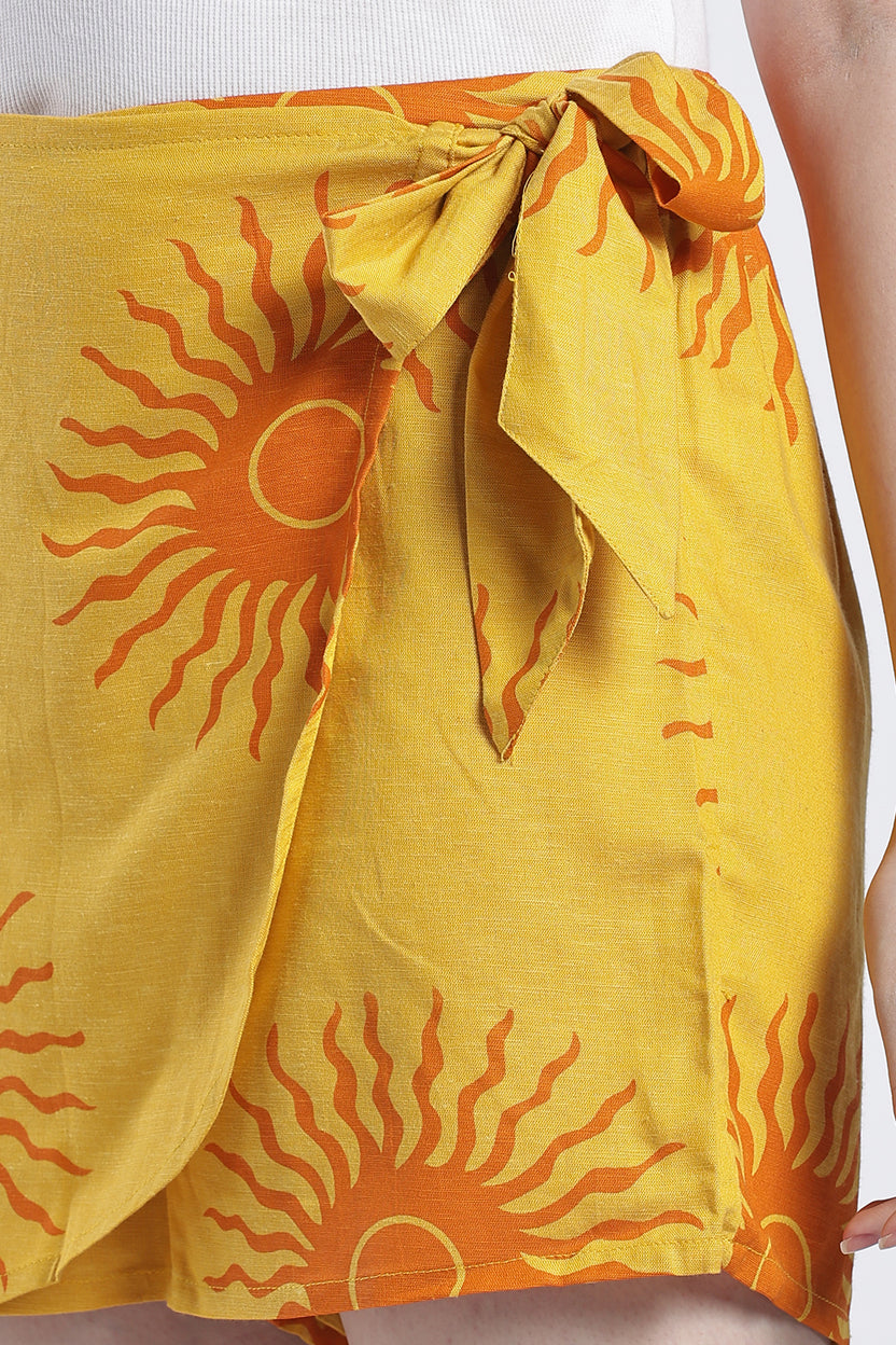 Yellow Relaxed Fit Skort With 2 Pocket For Women - Image 3