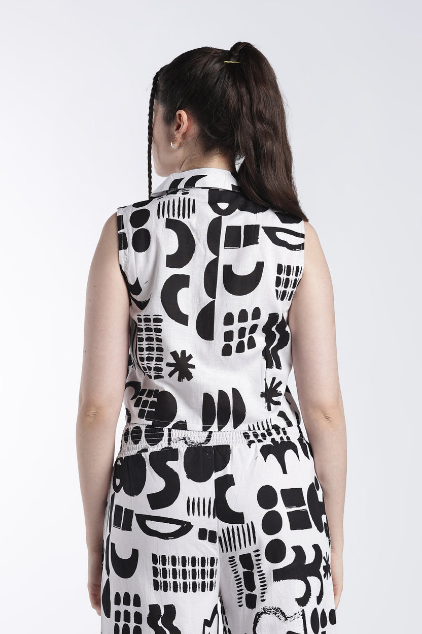 White and Black Regular Fit Crop Top - Image 5