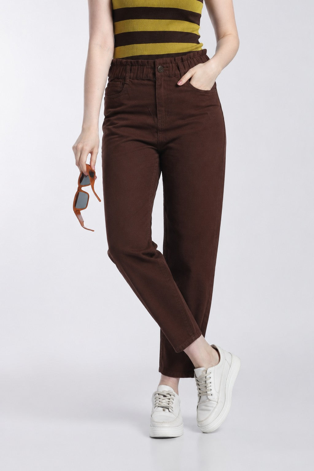 Chocolate Regular Fit Jeans With 4 Pocket For Women - Image 1