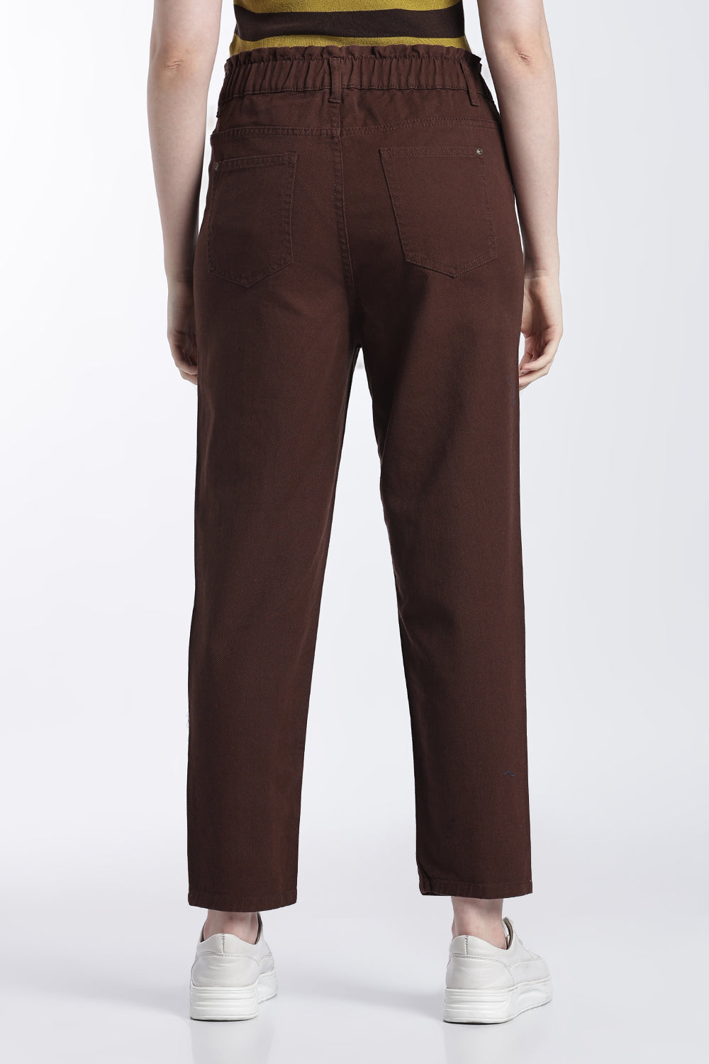 Chocolate Regular Fit Jeans With 4 Pocket For Women - Image 5