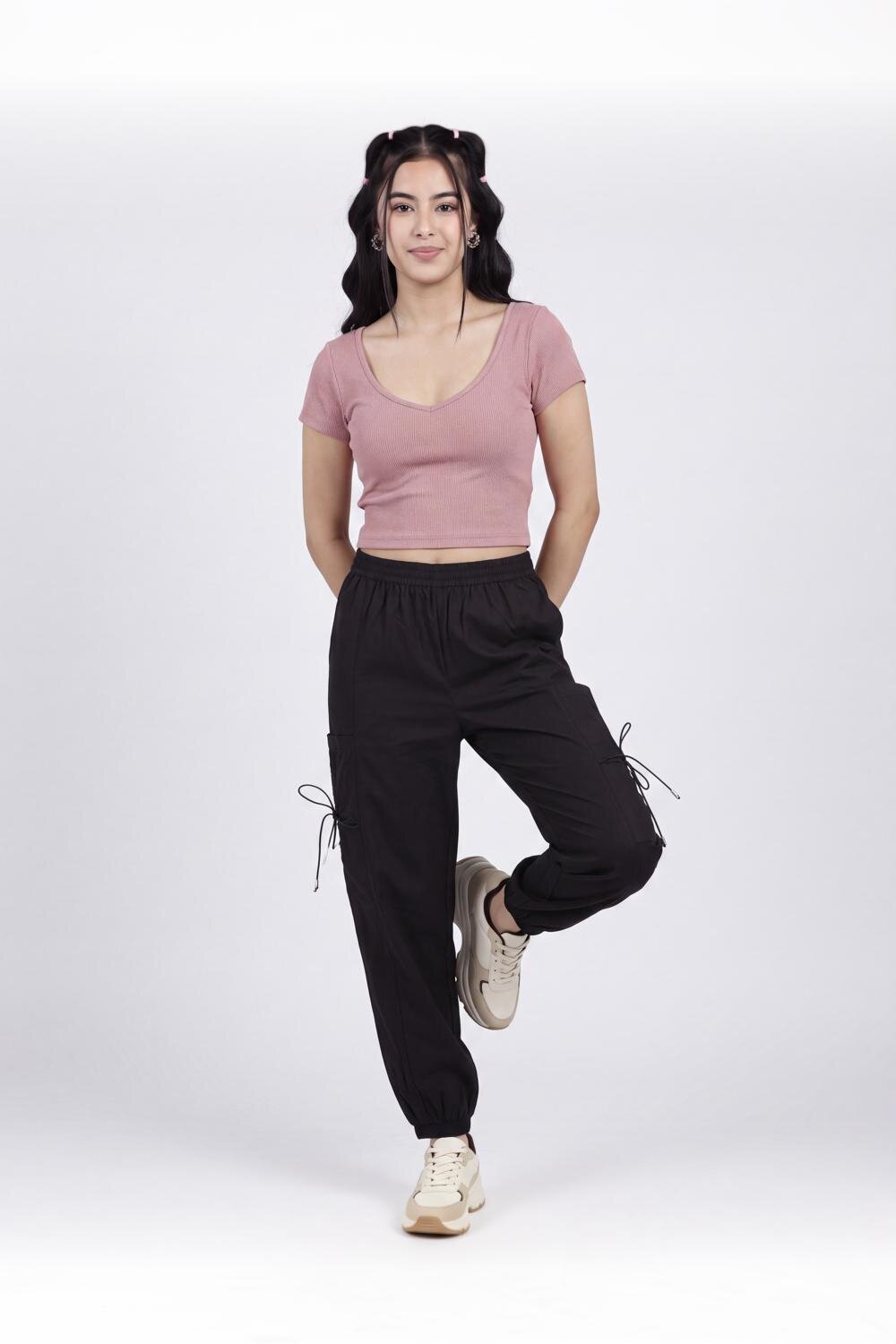 Women Black Jogger Fit Cargo Trouser With 4 Pocket - Image 6