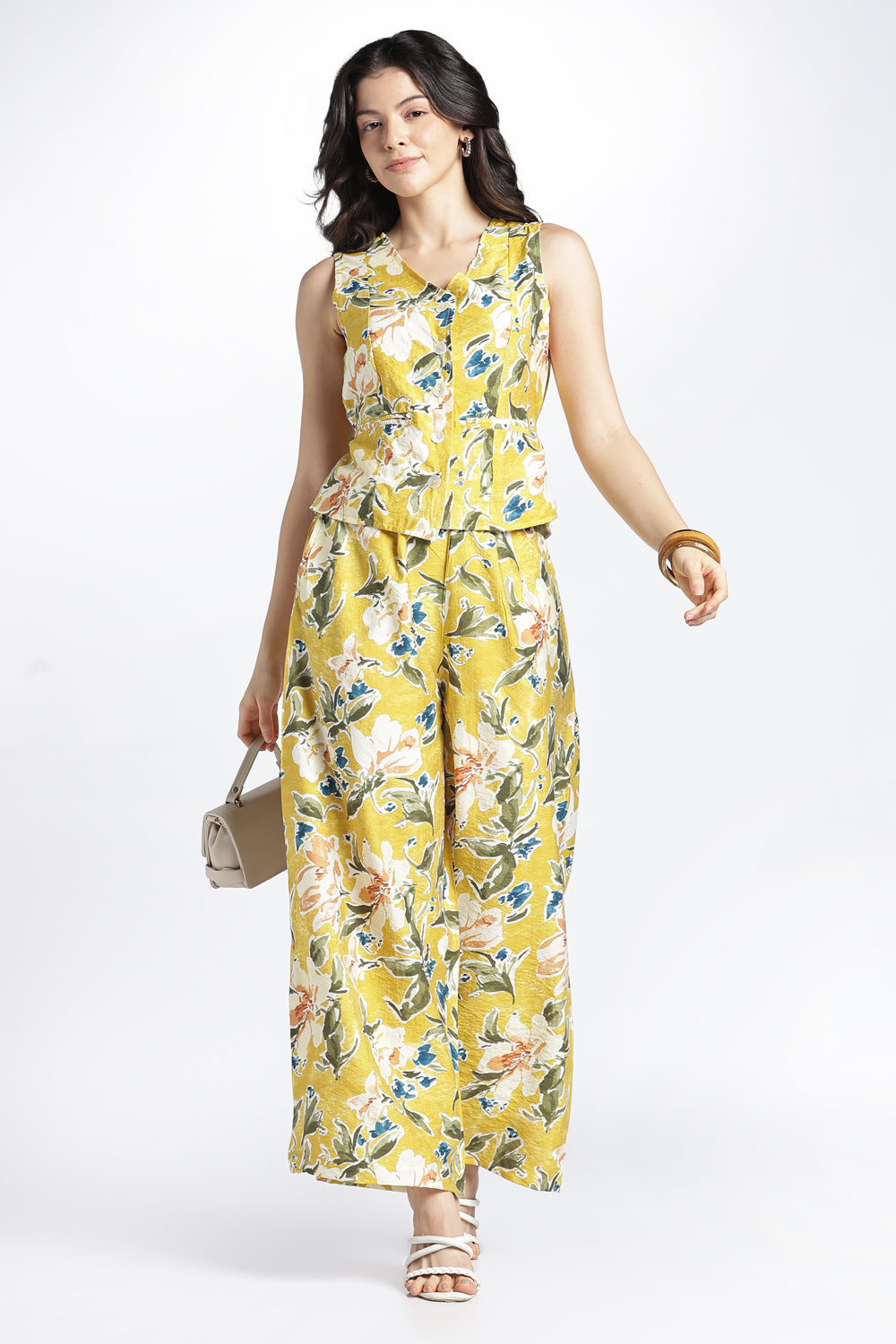 Womens Regular Yellow Printed Sleeveless Top - Image 6