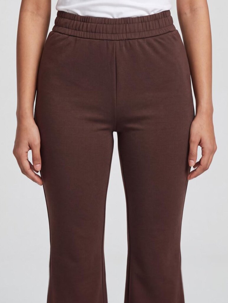 Women Brown Flared Fit Sweatpant With 2 Pocket - Image 3