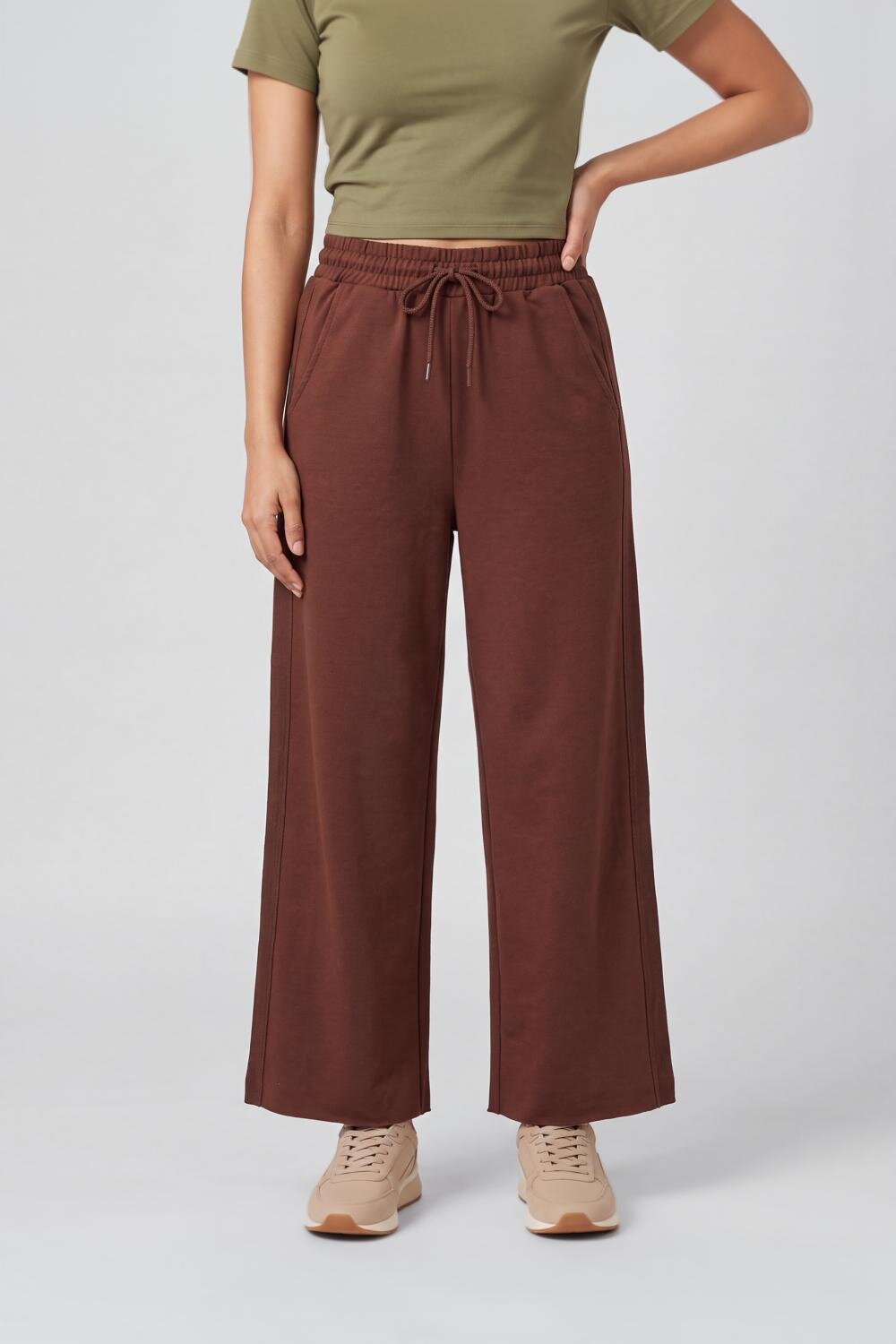 Women Brown Wide Leg Fit Sweatpant With 2 Pocket - Image 2