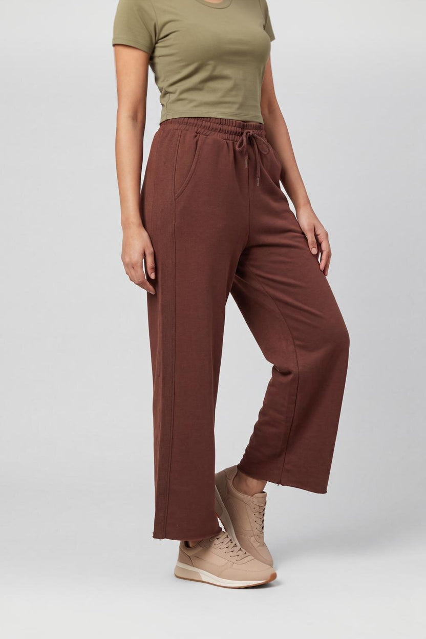 Women Brown Wide Leg Fit Sweatpant With 2 Pocket - Image 4