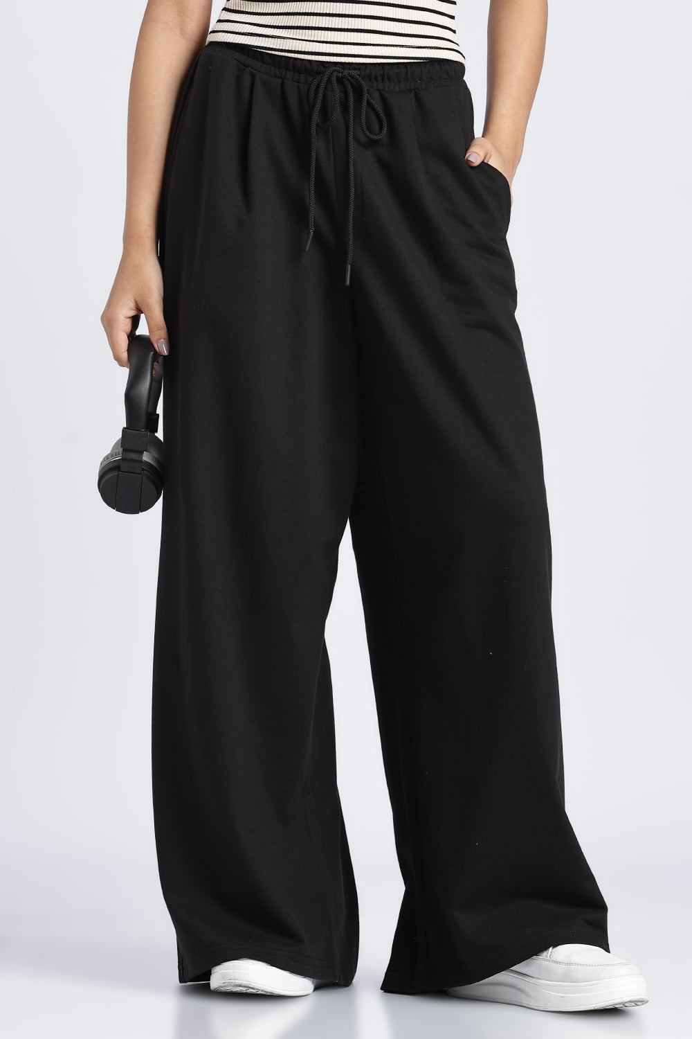 Womens Wide Leg Relaxed Solid Joggers - Image 1