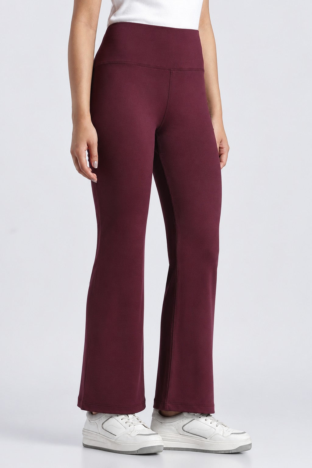 Women Wine High Rise Flared Fit Pant - Image 4