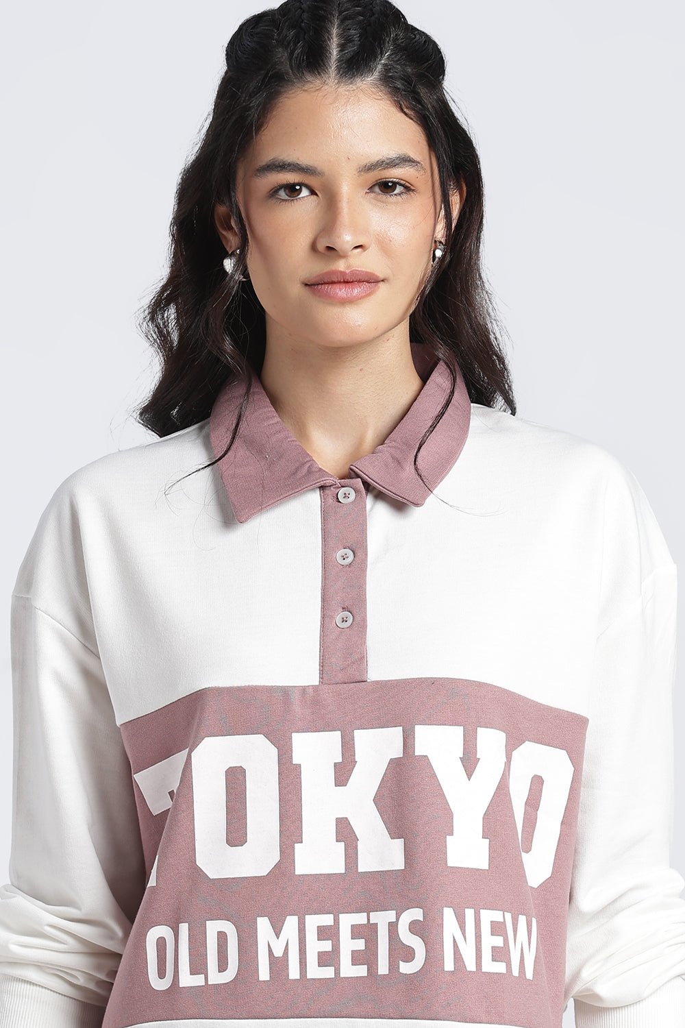 Women White Drop Shoulder Sleeves Regular Fit Sweatshirt - Image 3