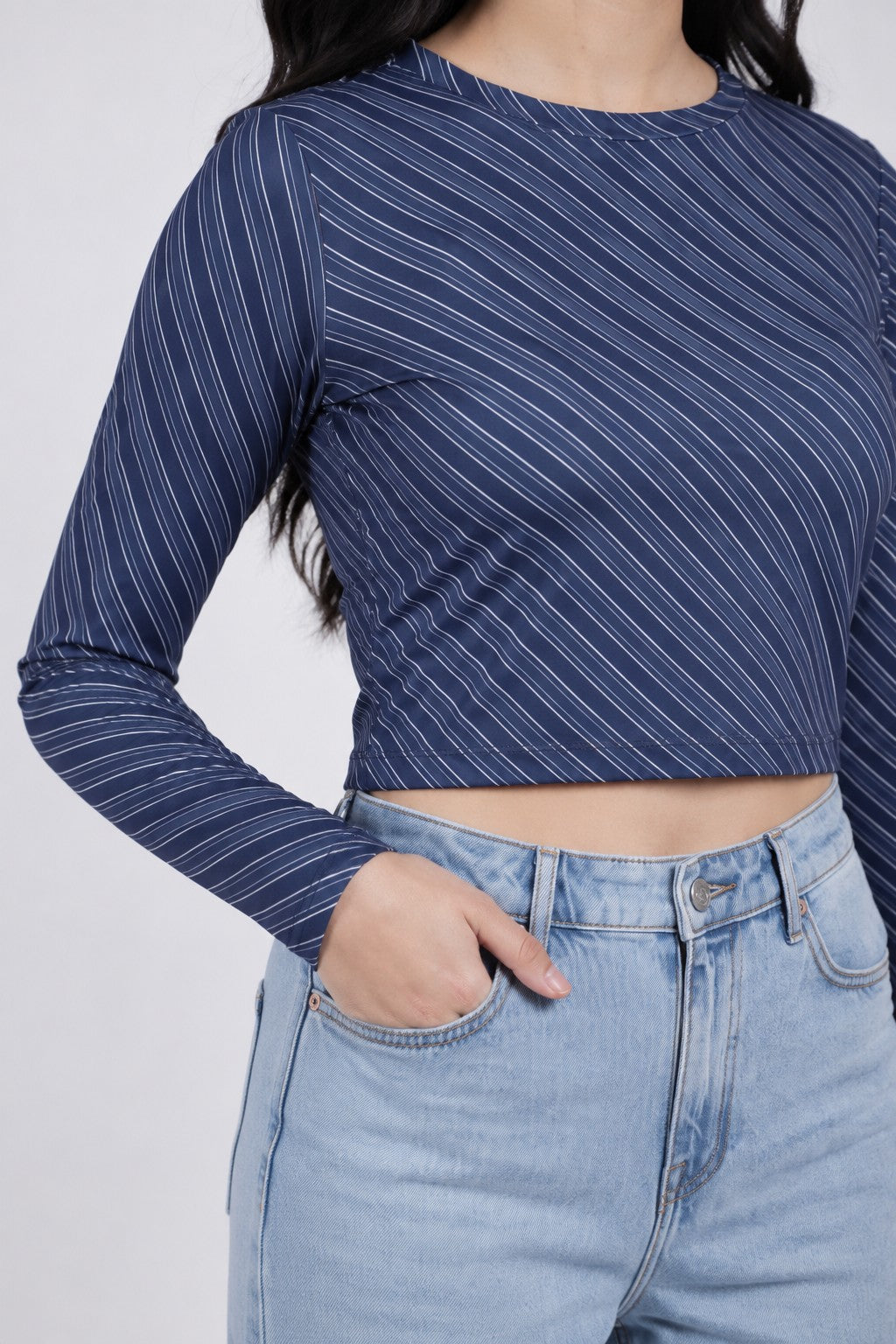 Women Blue Stripes Slim Fit Crop Top - Image 3
