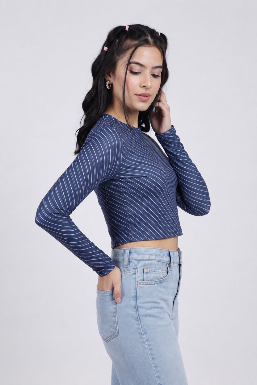 Women Blue Stripes Slim Fit Crop Top - Image 4