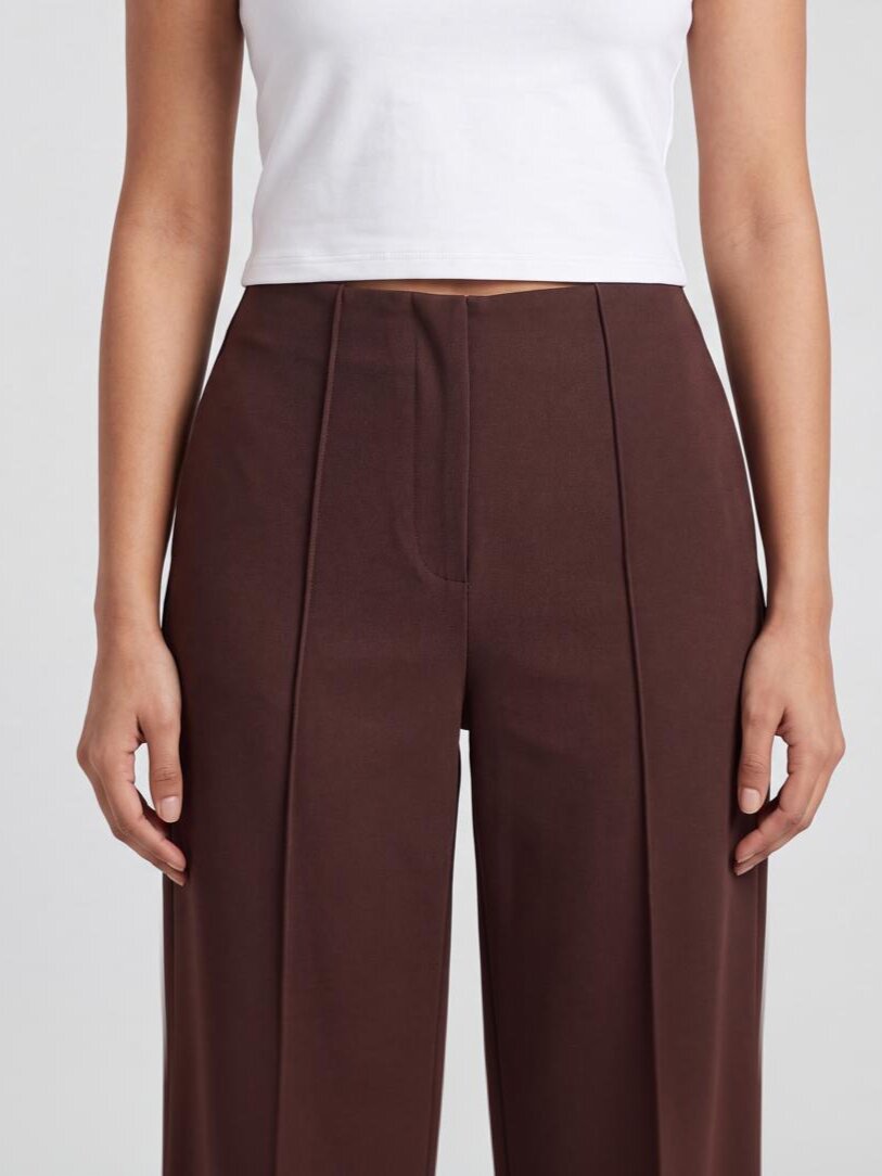Women Brown Straight Fit Trouser With 2 Pocket - Image 3