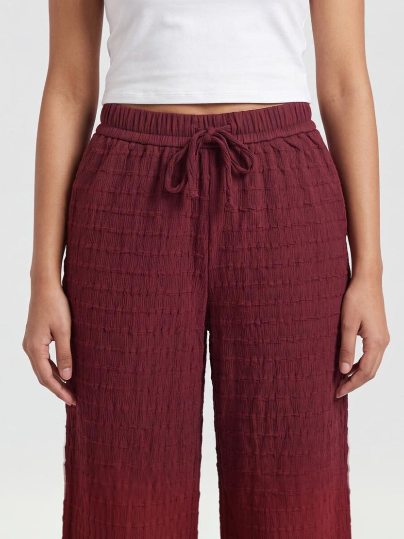 Women Red Straight Fit Trouser With 2 Pocket - Image 3