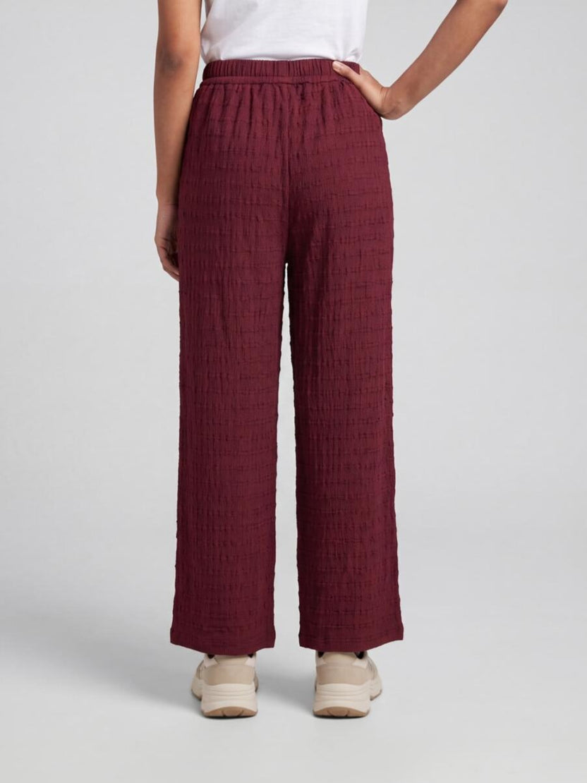 Women Red Straight Fit Trouser With 2 Pocket - Image 5