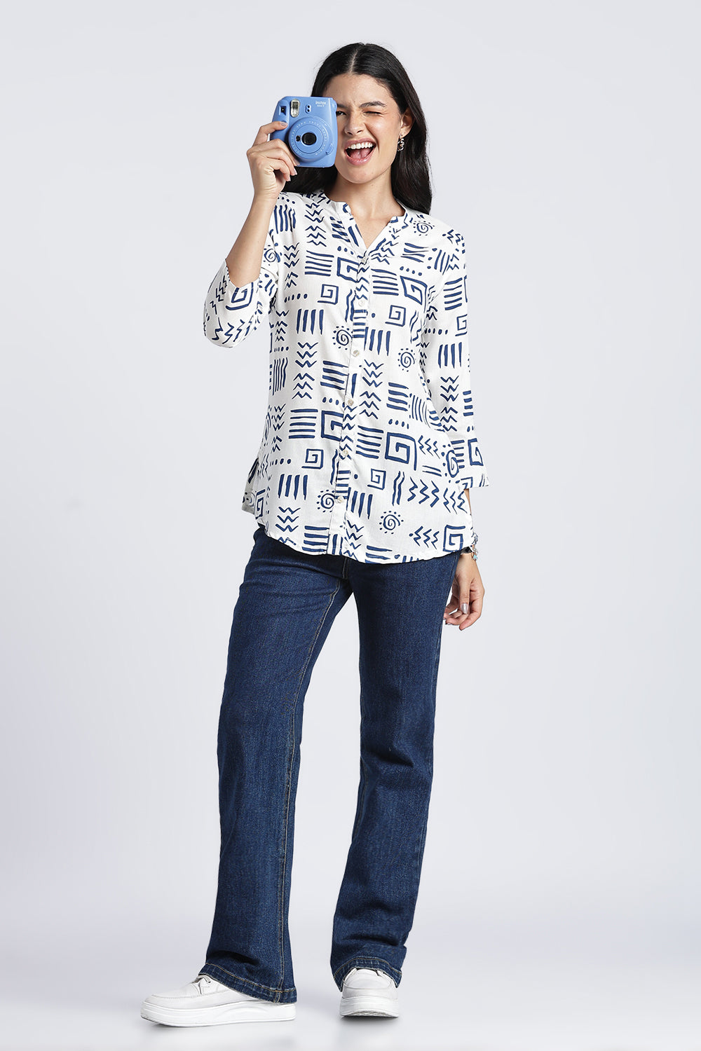 White Geometric Regular Fit Tunic For Women - Image 6
