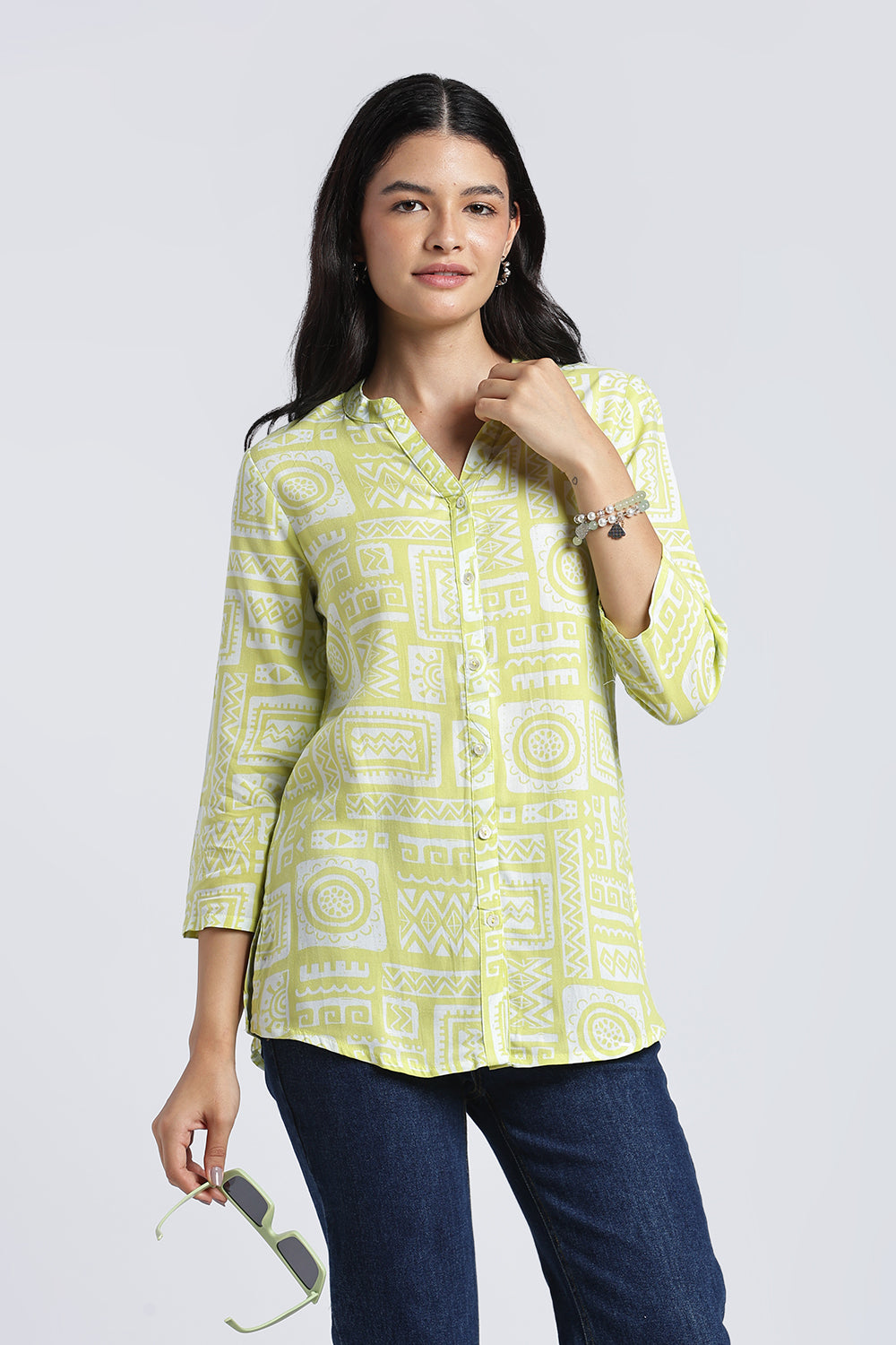 Light Green Geometric Regular Fit Tunic For Women - Image 1