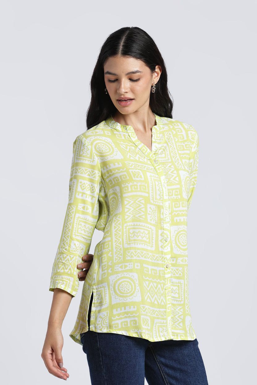 Light Green Geometric Regular Fit Tunic For Women - Image 4