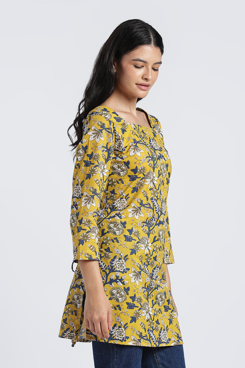 Yellow Floral Fit Tunic For Women - Image 4