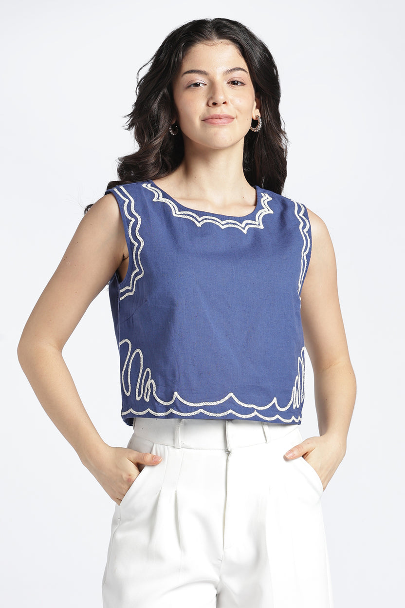 Blue Embroidered Boxy Fit Crop Top For Women - Image 2