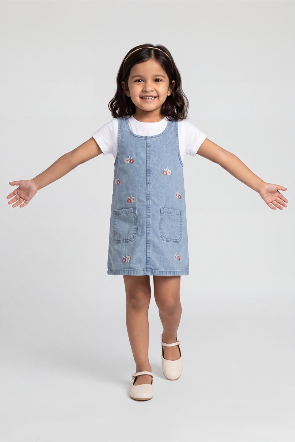 Light Blue Embroidered Regular Fit Dungaree and T-Shirt For Girls - Image 1