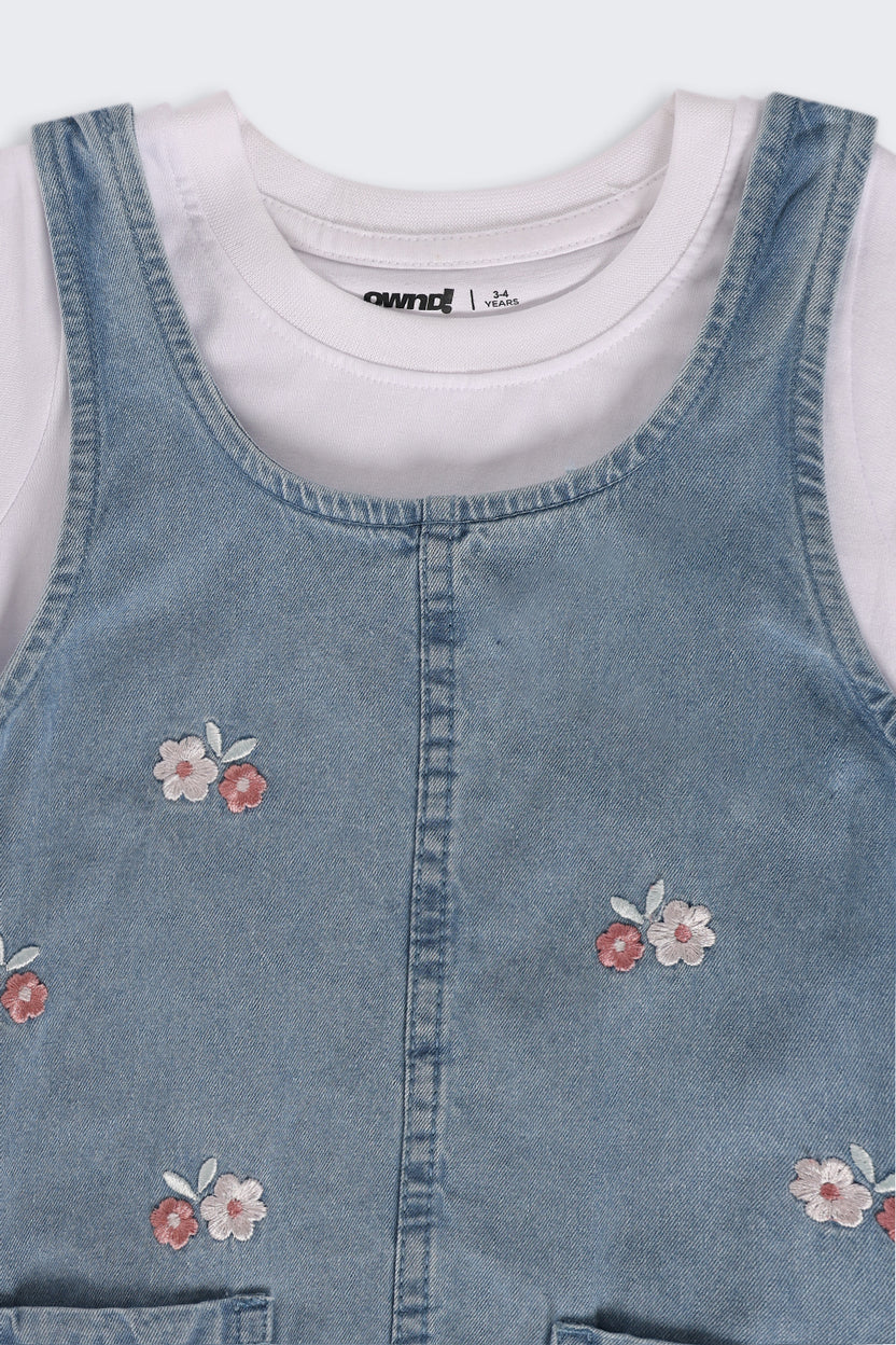Light Blue Embroidered Regular Fit Dungaree and T-Shirt For Girls - Image 6