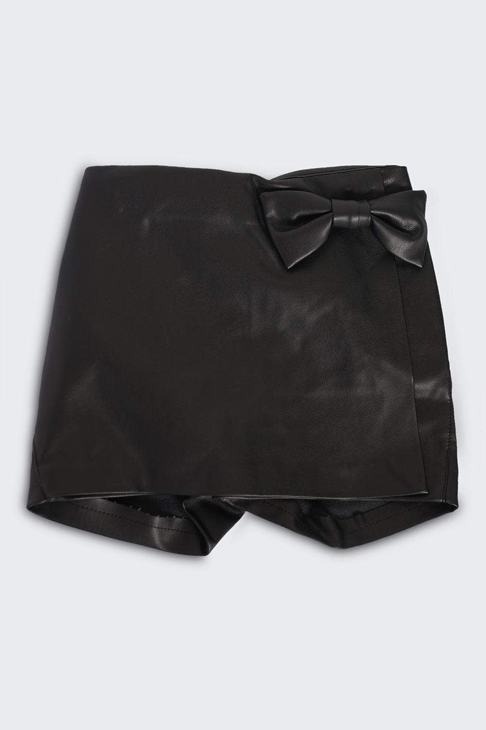 Black Mid Rise Regular Fit Shorts For Girls - Image 2