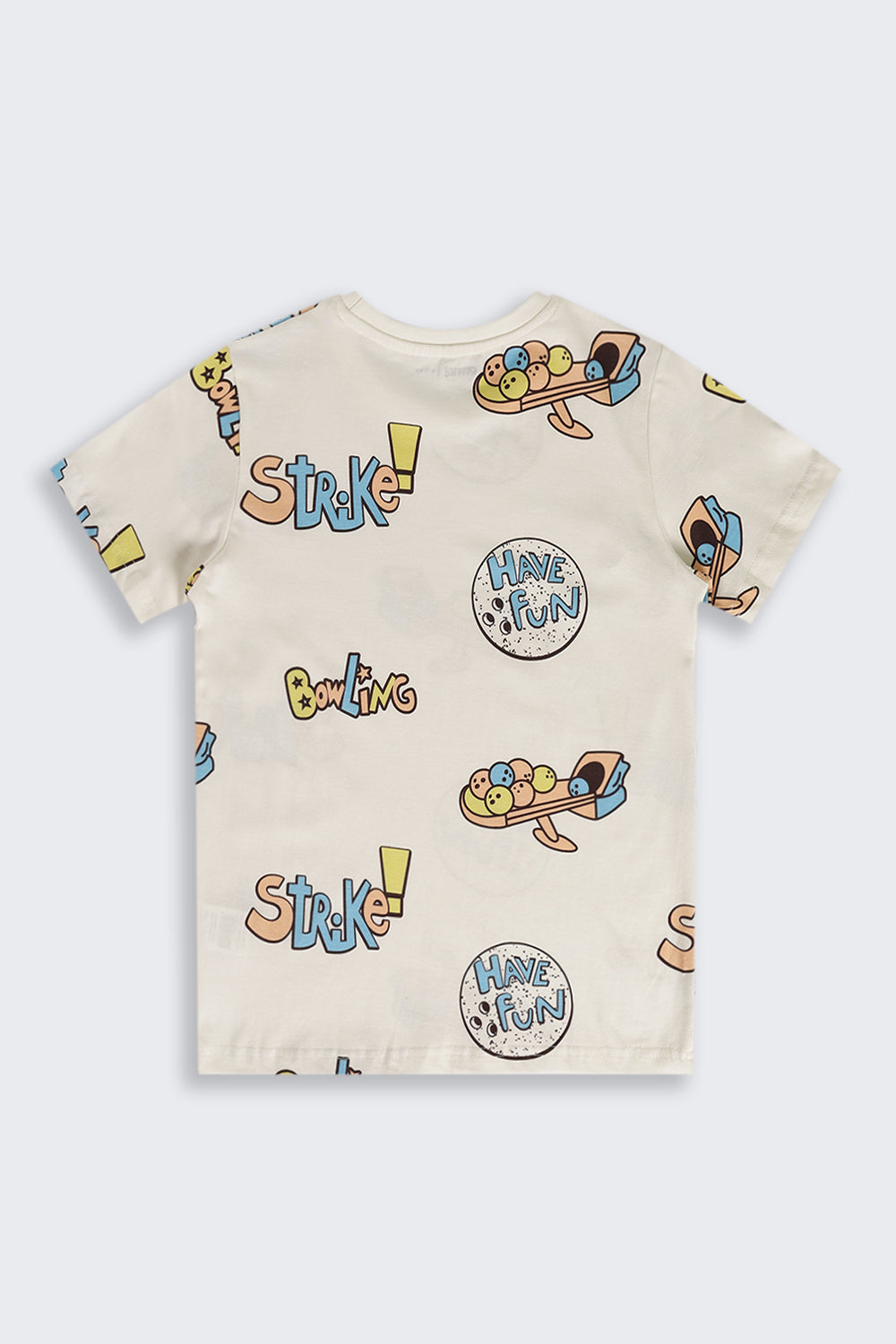 Off White Graphic Regular Fit T-Shirt For Tweens Boys - Image 3