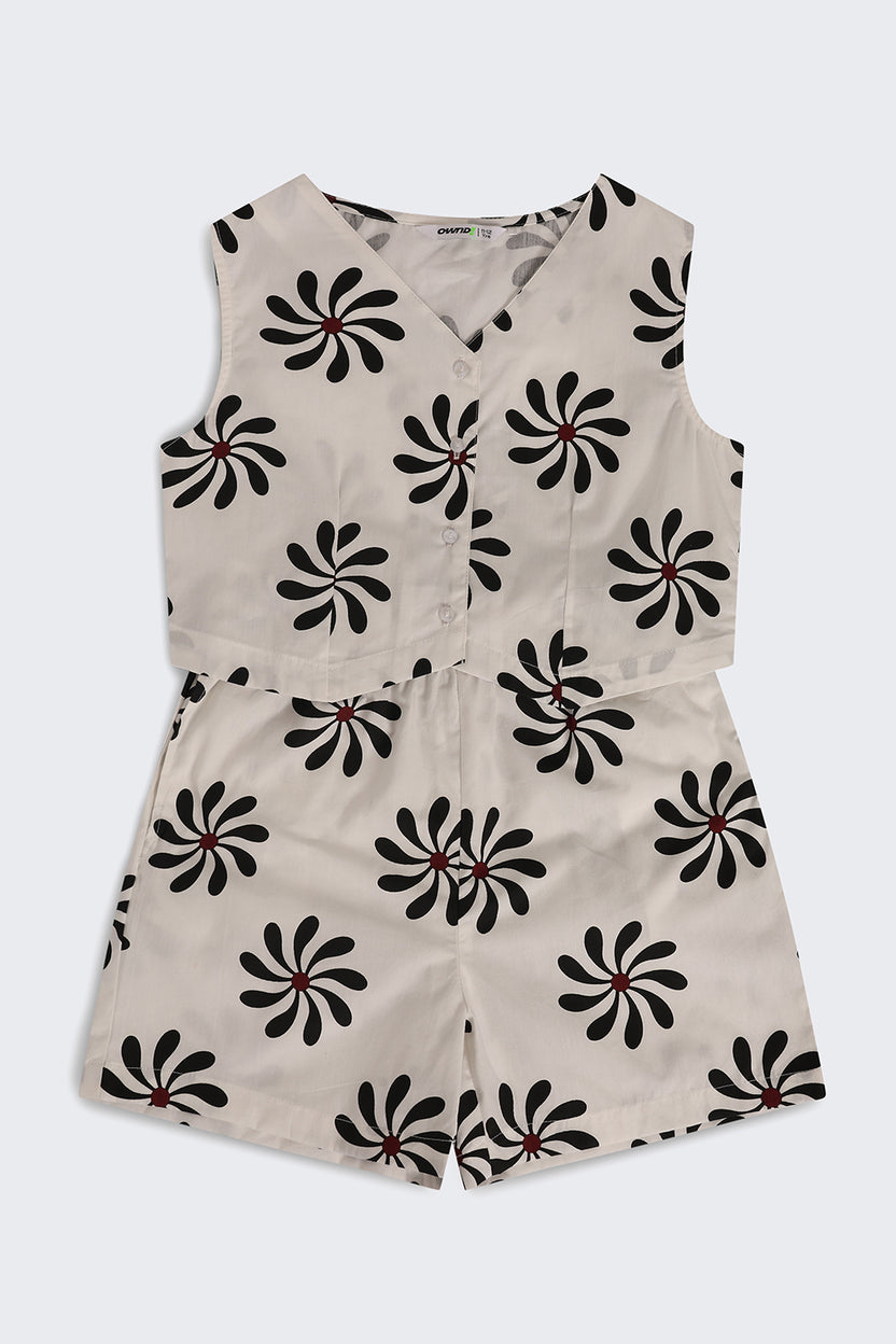 Off White Floral Regular Fit Co Ord Set For Tweens Girls - Image 2