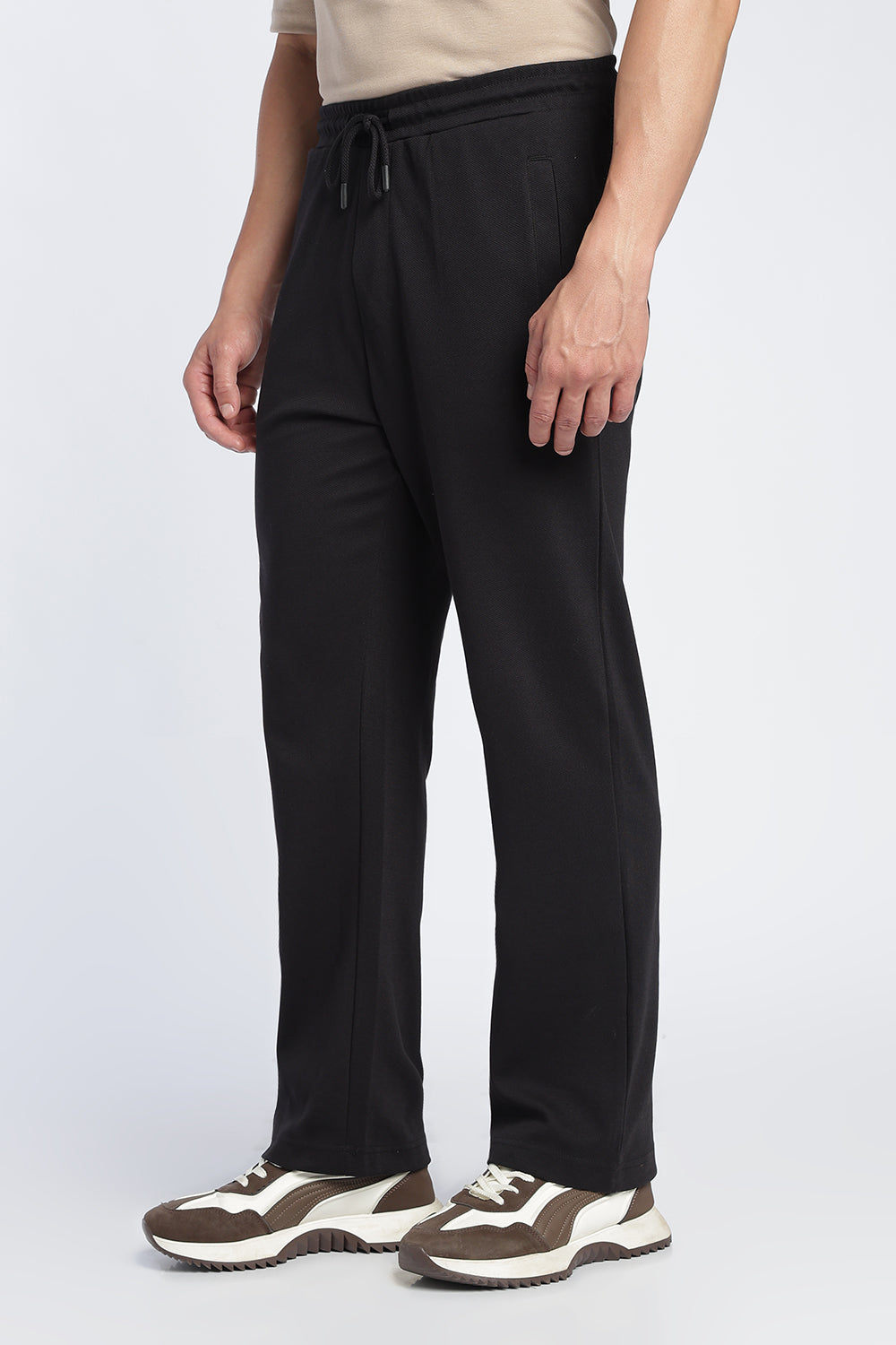 Black Relaxed Fit Jogger With 2 Pocket For Men - Image 4