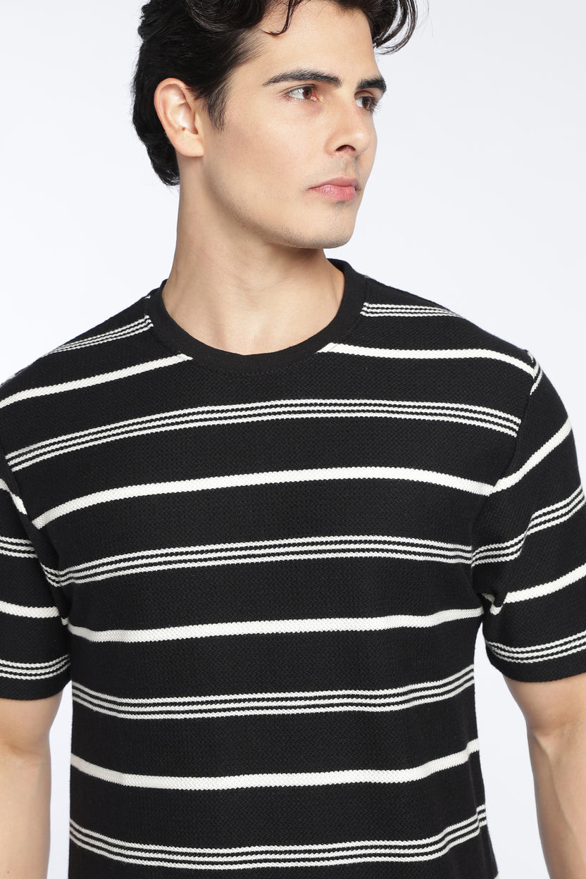 Mens Regular Black Textured T-Shirt - Image 3
