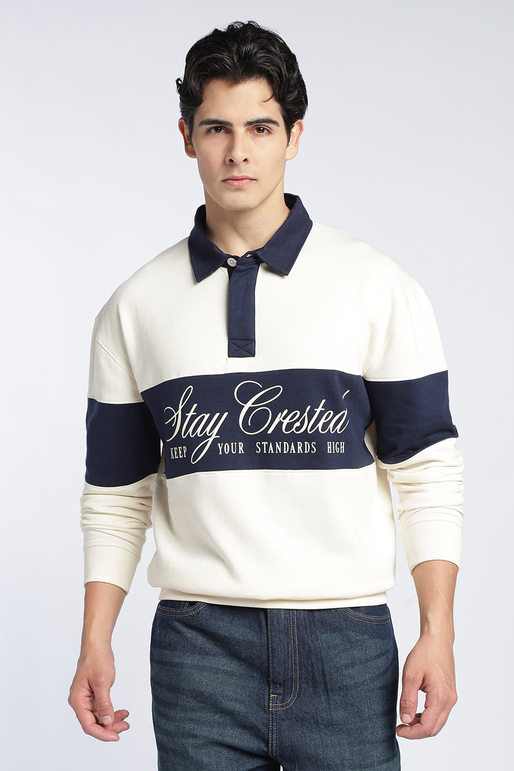 Off White Color Block Regular Fit Sweatshirt For Men - Image 2