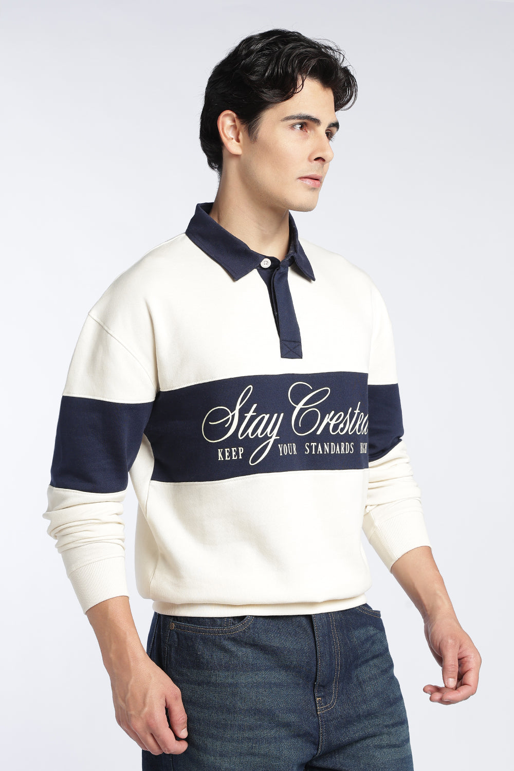 Off White Color Block Regular Fit Sweatshirt For Men - Image 4