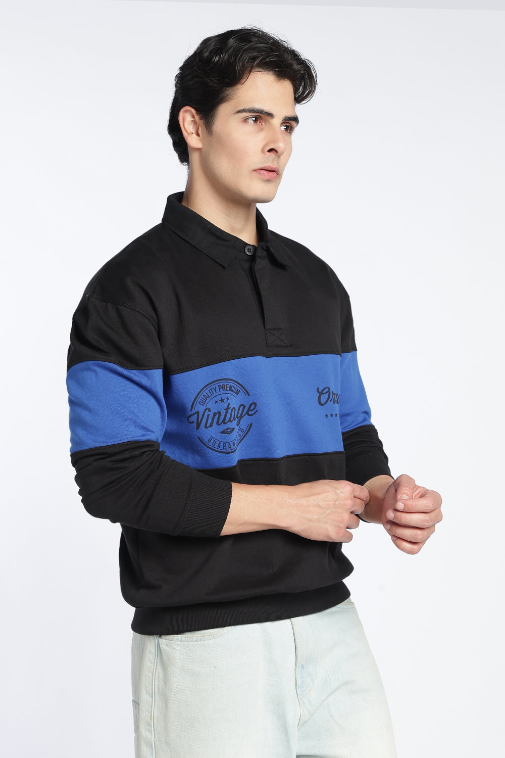Black Color Block Regular Fit Sweatshirt For Men - Image 4