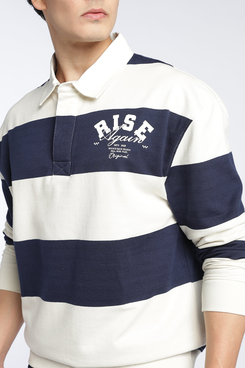 White Stripes Regular Fit Sweatshirt For Men - Image 3