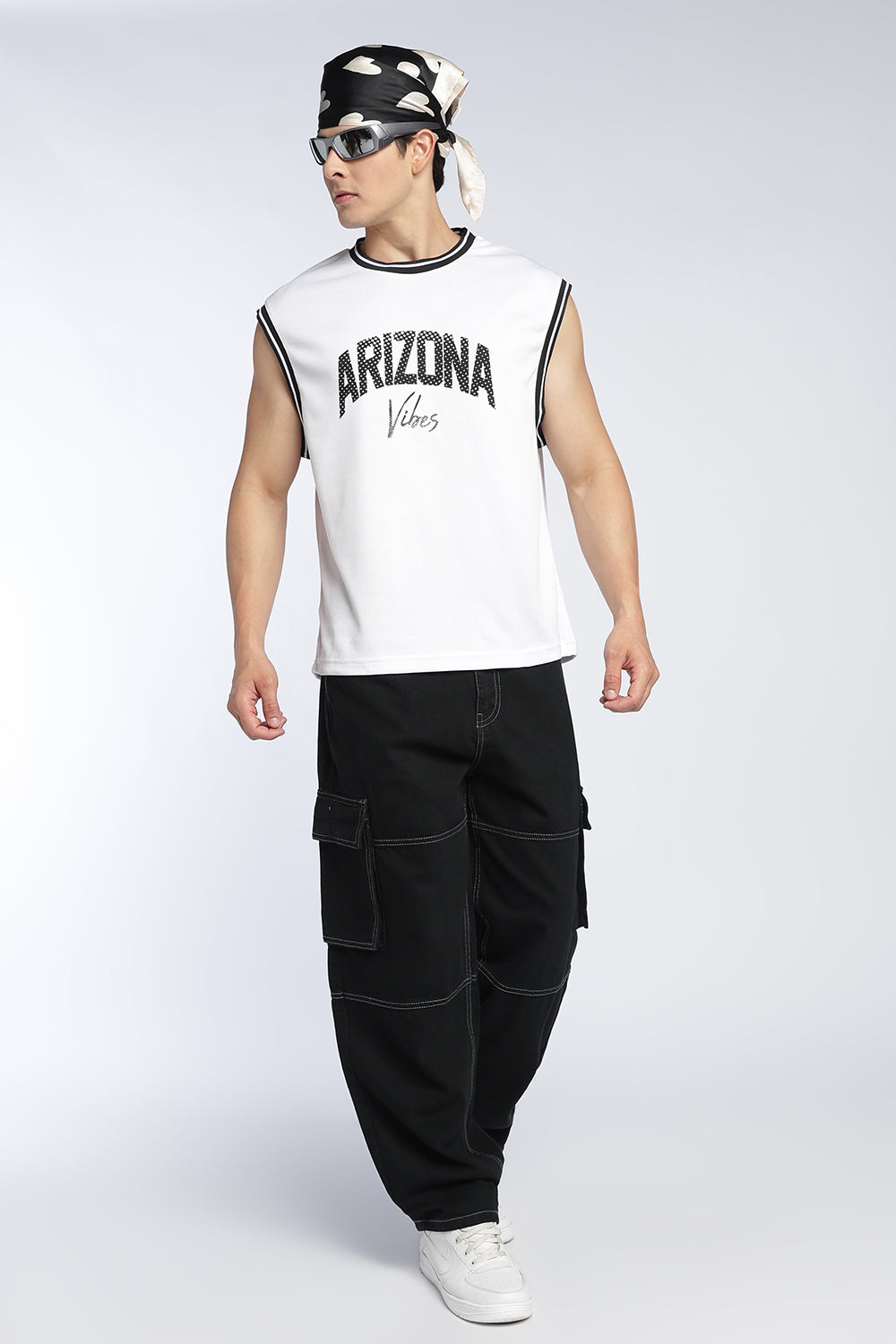 White Graphic Regular Fit Vest For Men - Image 6