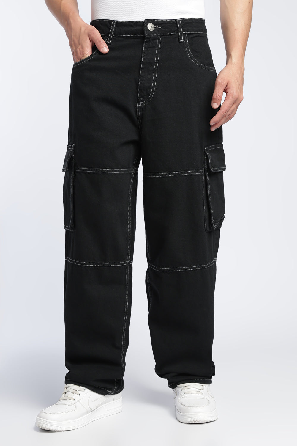 Black Carpenter Fit Jeans With 6 Pocket For Men - Image 2