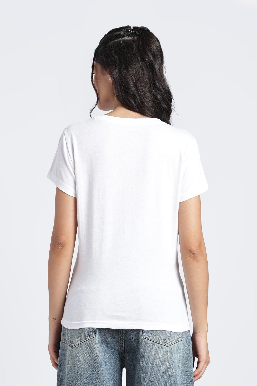 White Graphic Regular Fit T-Shirt For Women - Image 5