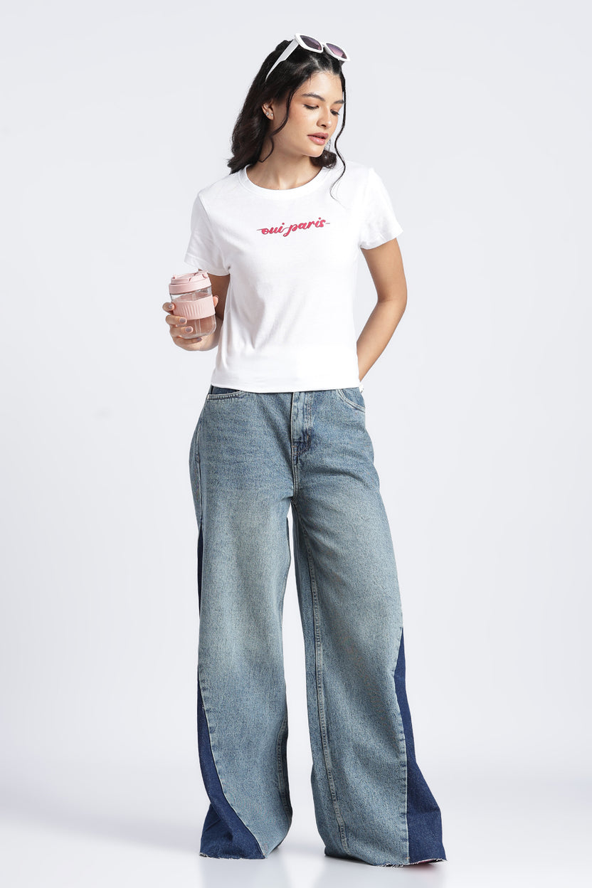 White Graphic Regular Fit T-Shirt For Women - Image 6