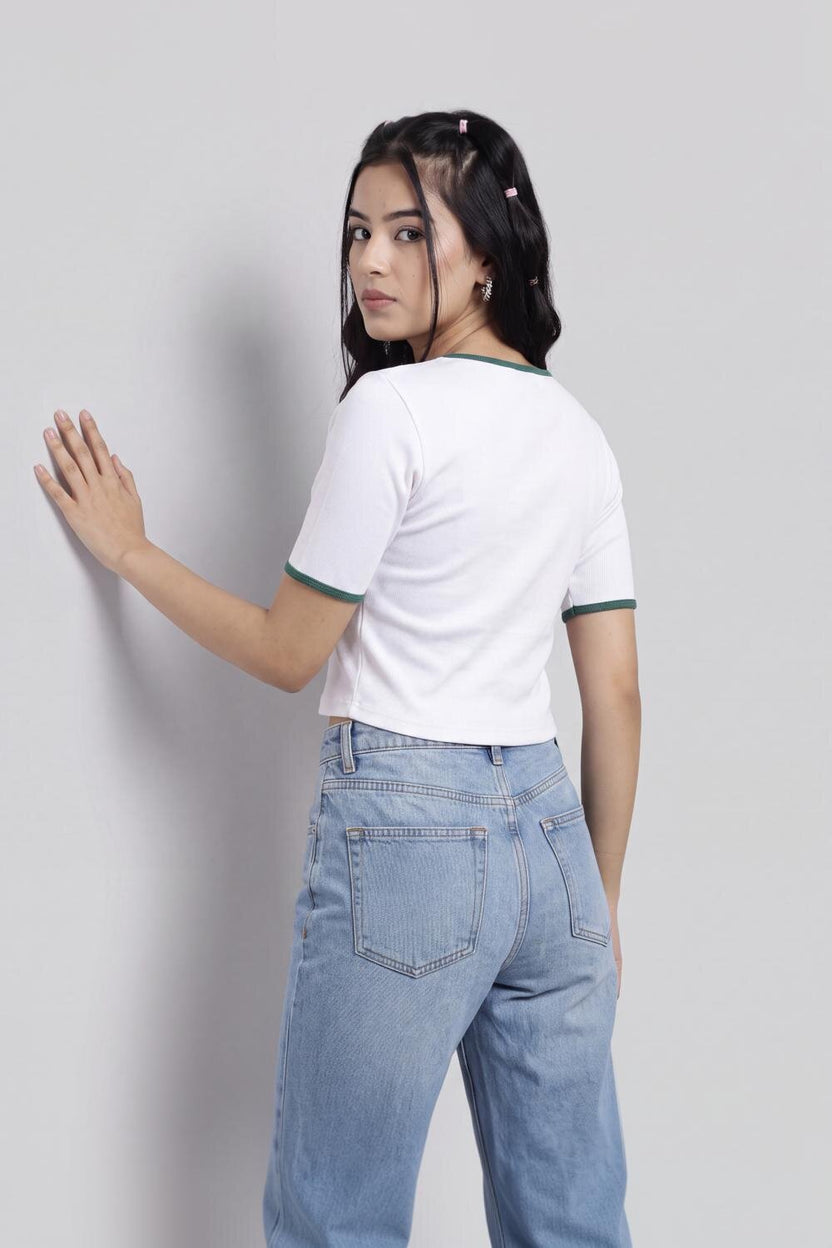 White Regular Fit Crop Top For Women - Image 5