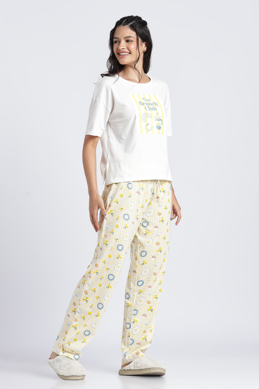 Womens Wear White Graphic Pyjama Set - Image 6
