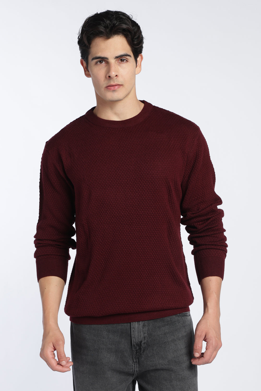 Red Textured Regular Fit Sweater For Men - Image 2