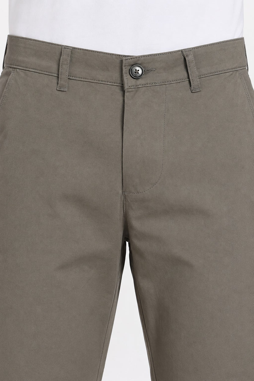 Mens Regular Fit Olive Solid Shorts - Image 3