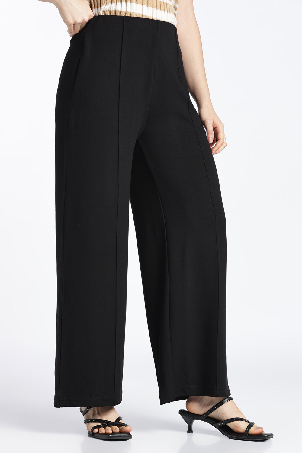 Womens Wide Leg Fit Black Solid Trouser - Image 4