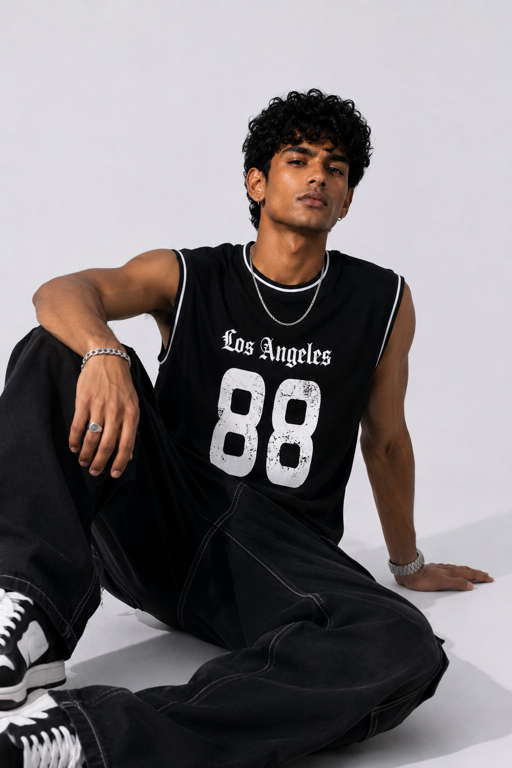 Mens Regular Fit Black  Printed T-Shirt - Image 6