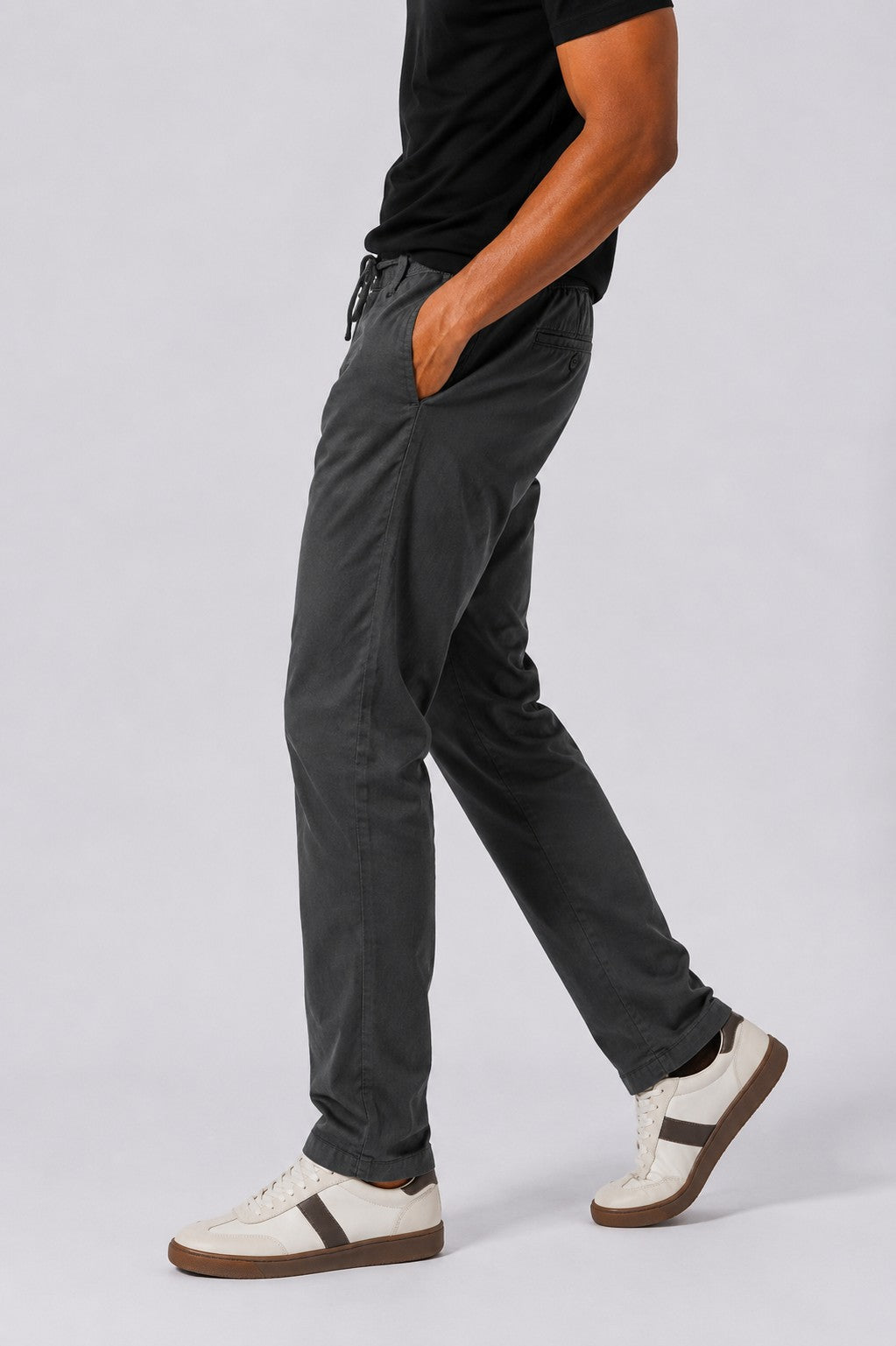Men Straight Fit Grey Solid Trouser - Image 4